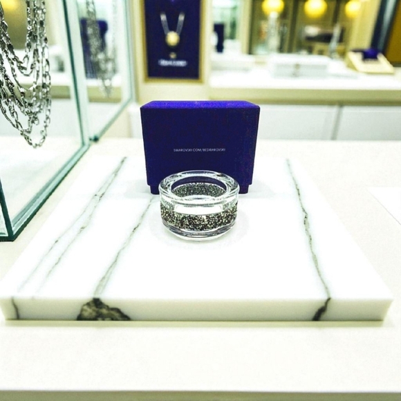 Swarovski Crystal And Glass Tea Light / Candle Holder / Votive Holder in Box - Picture 11 of 11